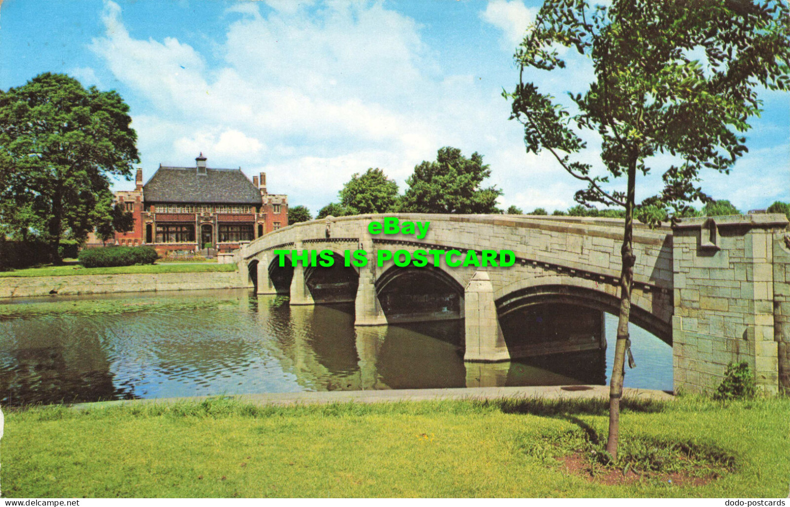 R574120 Bridge And Pavilion. Abbeys Park. Leicester - Monde