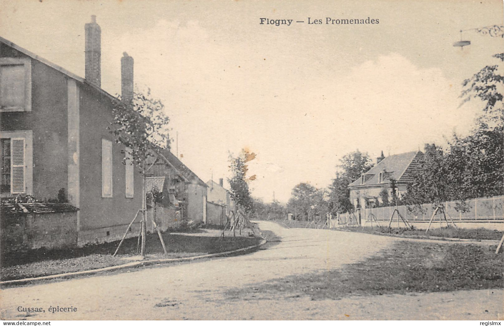89-FLOGNY-LES PROMENADES-N°2048-H/0369 - Flogny La Chapelle