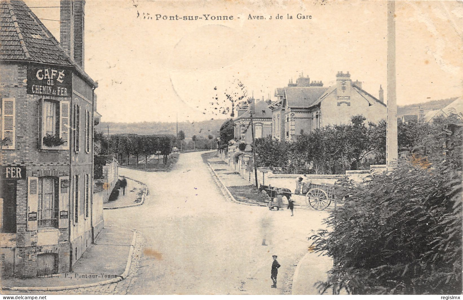 89-PONT SUR YONNE-AVENUE DE LA GARE-CAFE DU CHEMIN DE FER-N°2049-C/0033 - Pont Sur Yonne