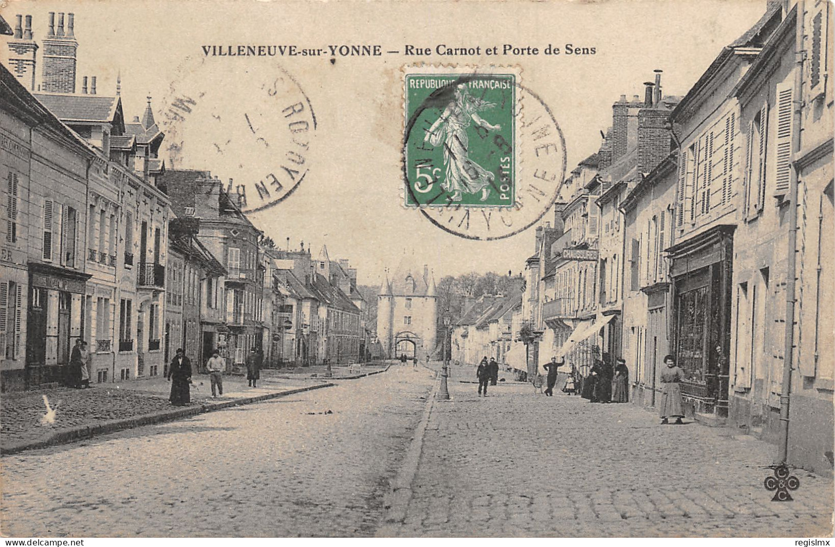 89-VILLENEUVE SUR YONNE-RUE CARNOT-N°2049-B/0133 - Villeneuve-sur-Yonne