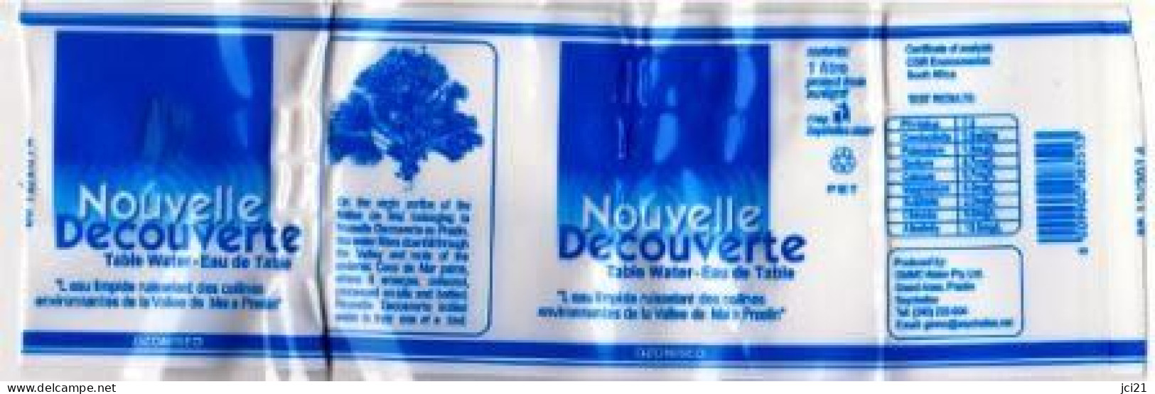 Étiquette D'eau Minérale "Nouvelle Découverte" Mis En Bouteille à Grande Anse, Praslin  SEYCHELLES_Ee53 - Otros & Sin Clasificación