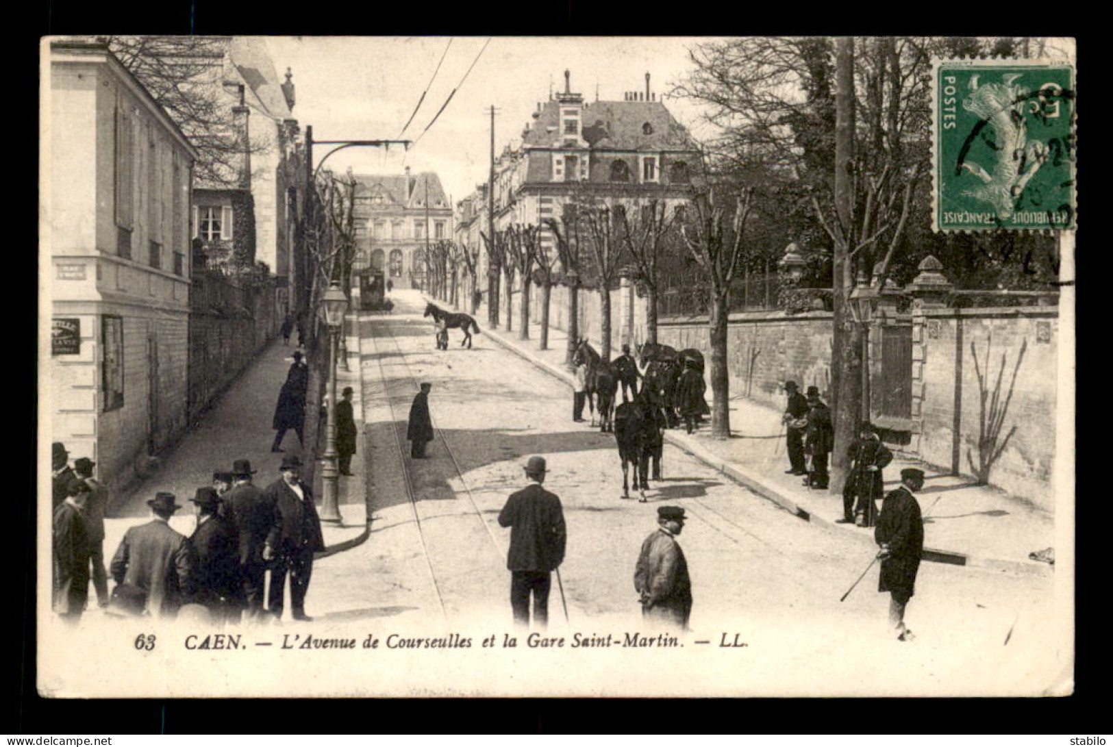 14 - CAEN - AVENUE DE COURSEULLES ET LA GARE ST-MARTIN - Caen