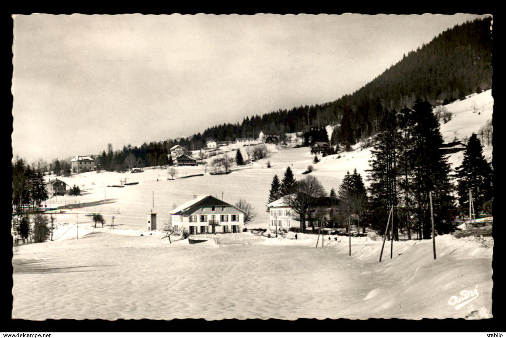 38 - LA FERRIERE-D'ALLEVARD LE CURTILLARD - VUE GENERALE - Autres & Non Classés