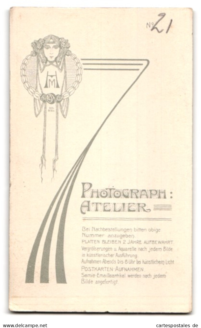 Fotografie Photograph. Atelier, Potsdam, Brandenburgerstrasse 30, Mutter Mit Ihrem Kinde Und Spielzeugpferd  - Personas Anónimos