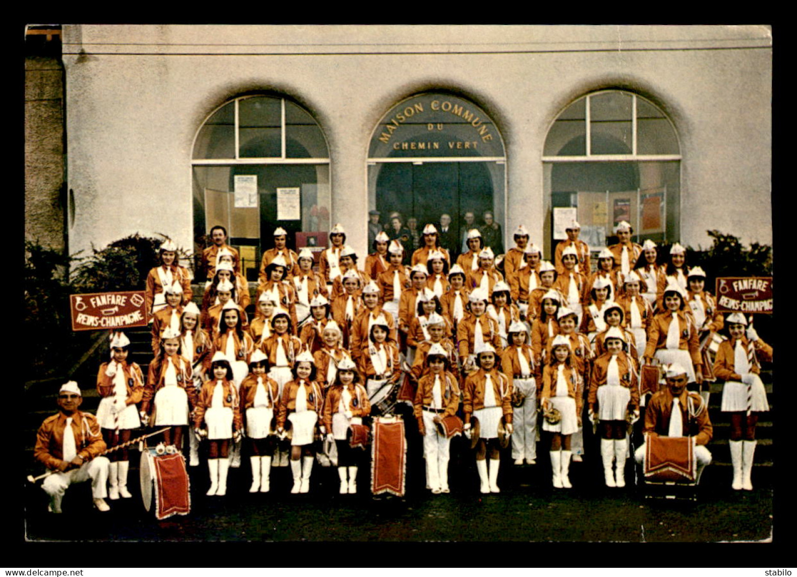 51 - REIMS - FANFARE REIMS CHAMPAGNE, 11 RUE D'ITALIE - DIRECTION JO SANTINI - 2 CARTES MODERNES - VOIR ETAT - Reims