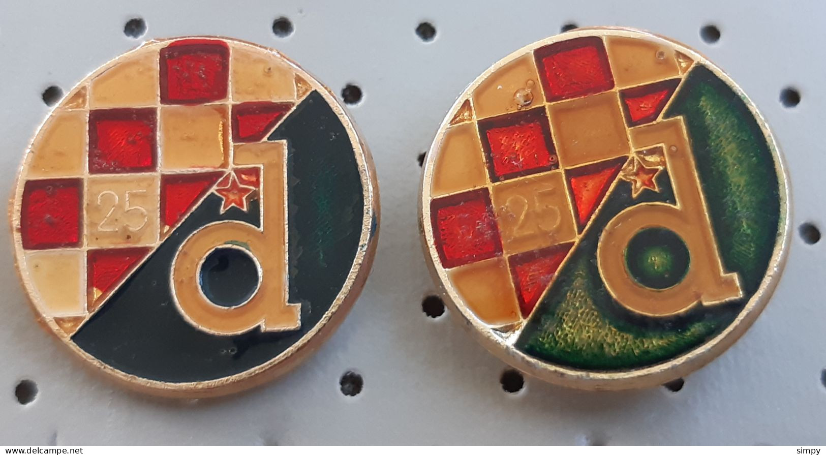 Football Club NK Dinamo Zagreb 25 Years Croatia Pins - Fútbol