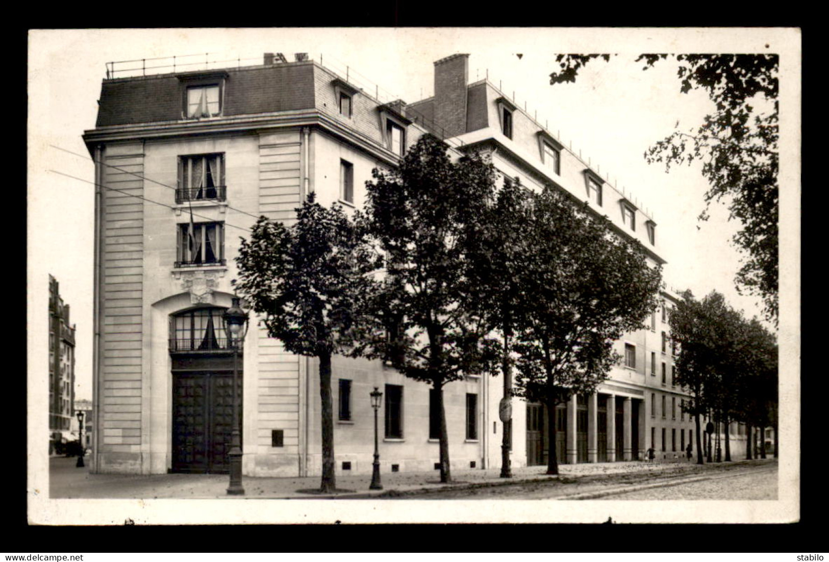 75 - PARIS 17EME - CASERNE DES POMPIERS PORTE DE CHAMPERRET - Arrondissement: 17