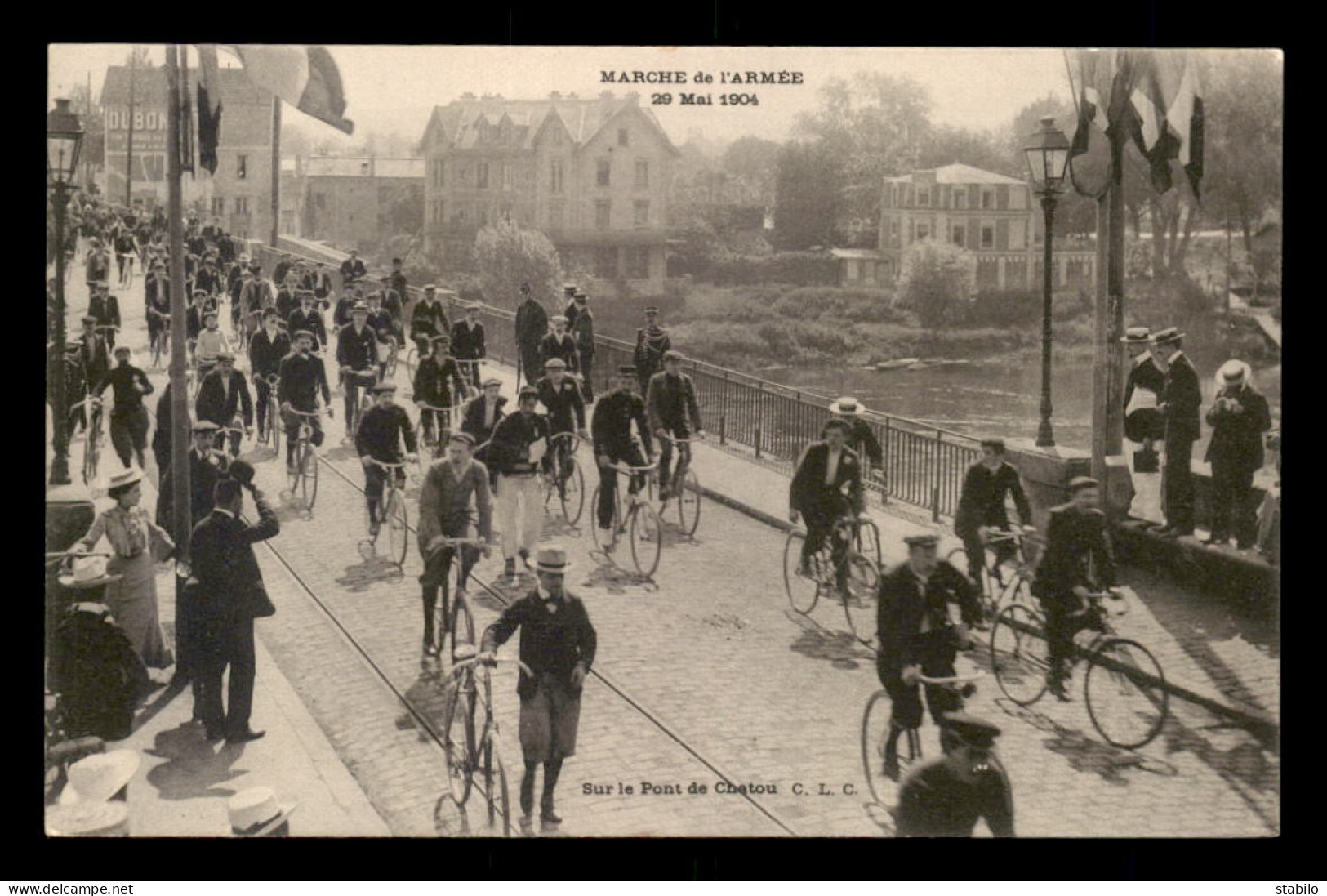 78 - CHATOU - MARCHE DE L'ARMEE SUR LE PONT LE 29 MAI 1904 - Chatou