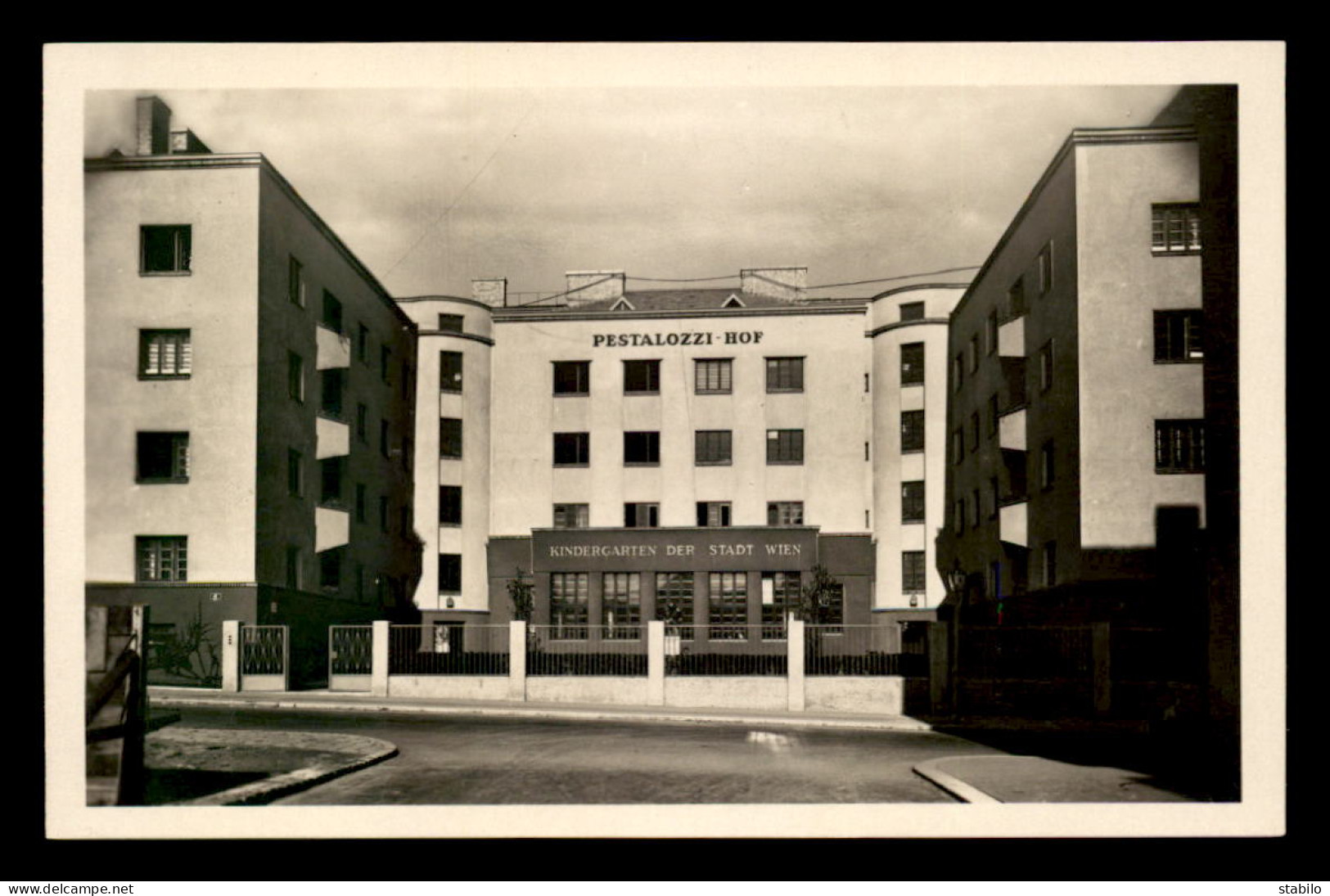 AUTRICHE - WIEN - GEMEINDEBAU PESTALOZZI HOF - Sonstige & Ohne Zuordnung