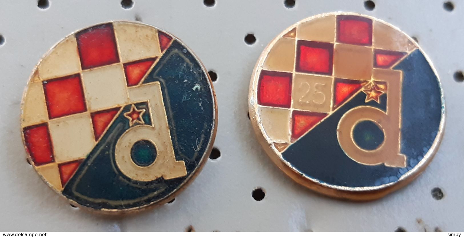 Football Club NK Dinamo Zagreb Croatia Pins - Fútbol