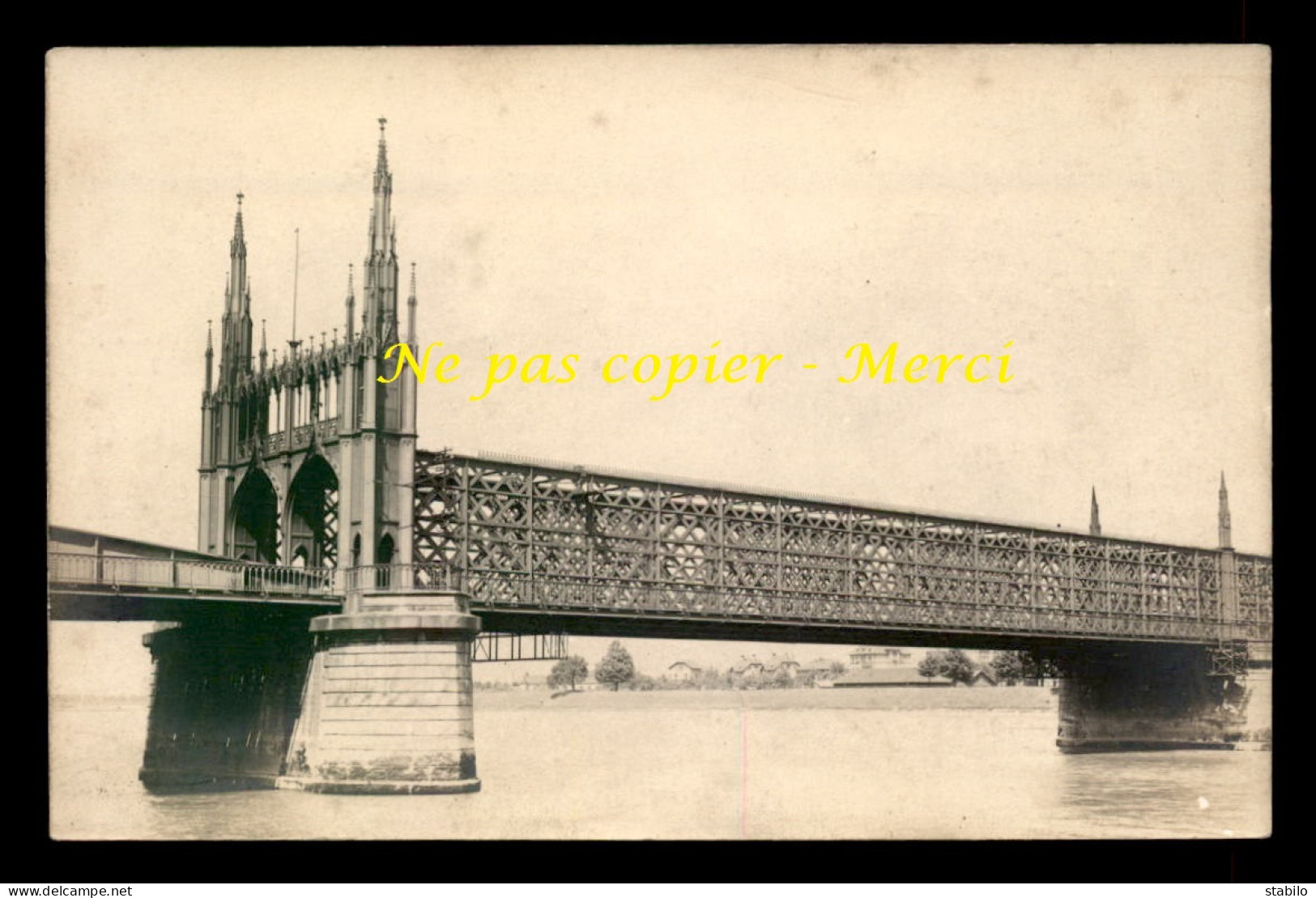 67 - STRASBOURG - LE PONT - CARTE PHOTO ORIGINALE - Strasbourg