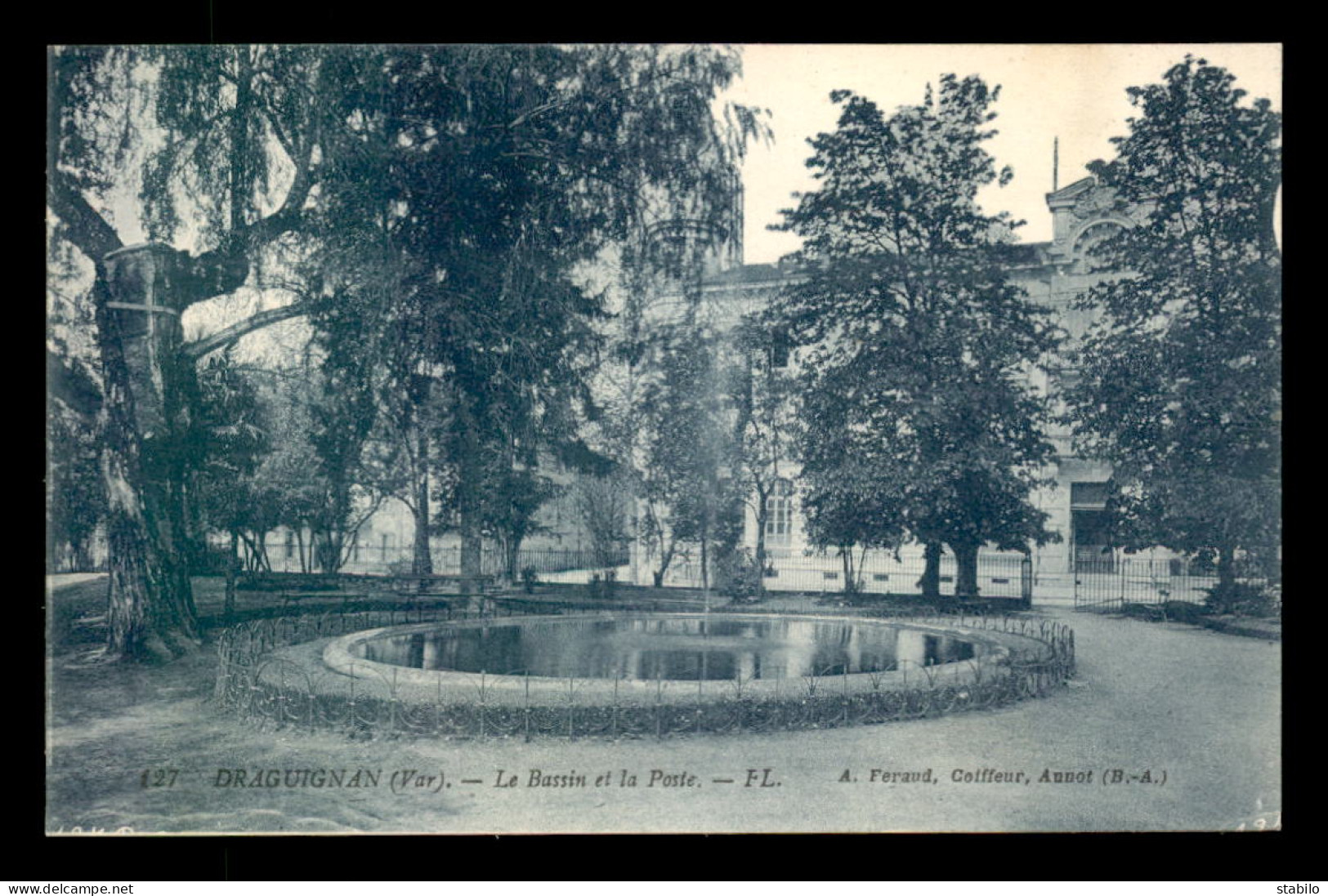 83 - DRAGUIGNAN - LA BASSIN ET LA POSTE - Draguignan