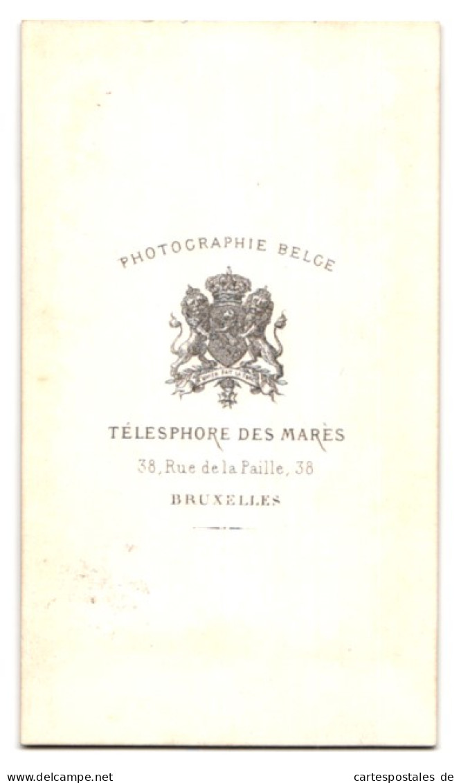 Fotografie Telesphore Des Mares, Bruxelles, Rue De La Paille 38, Portrait Herr Im Anzug Mit Vollbart Und Zylinder  - Anonymous Persons