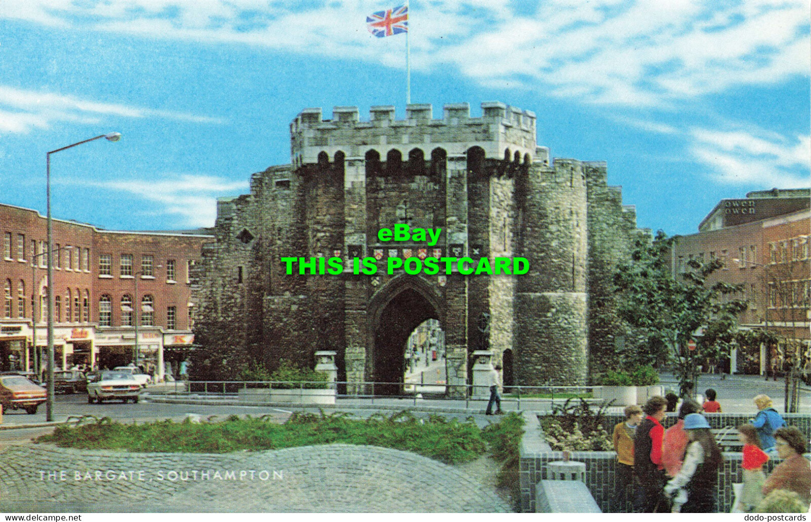 R573917 Bargate. Southampton. Salmon - Wereld