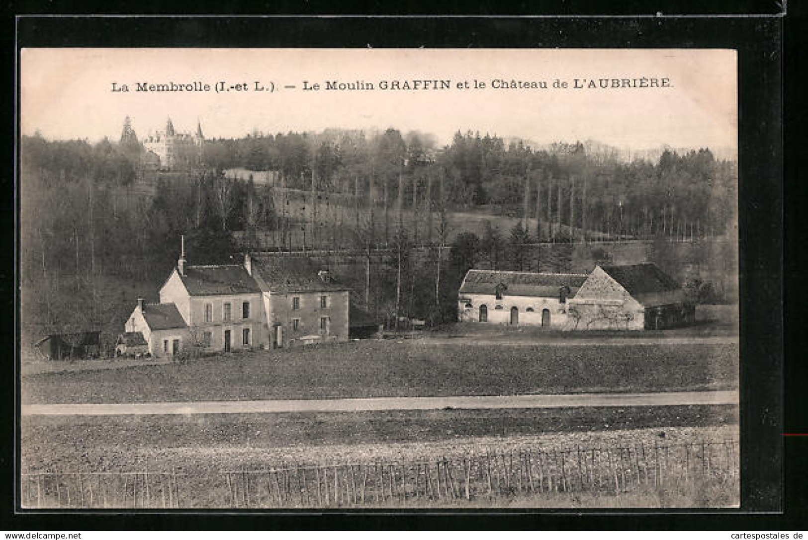 CPA La Membrolle, Le Moulin Graffin Et Le Château De L`Aubrière  - Other & Unclassified