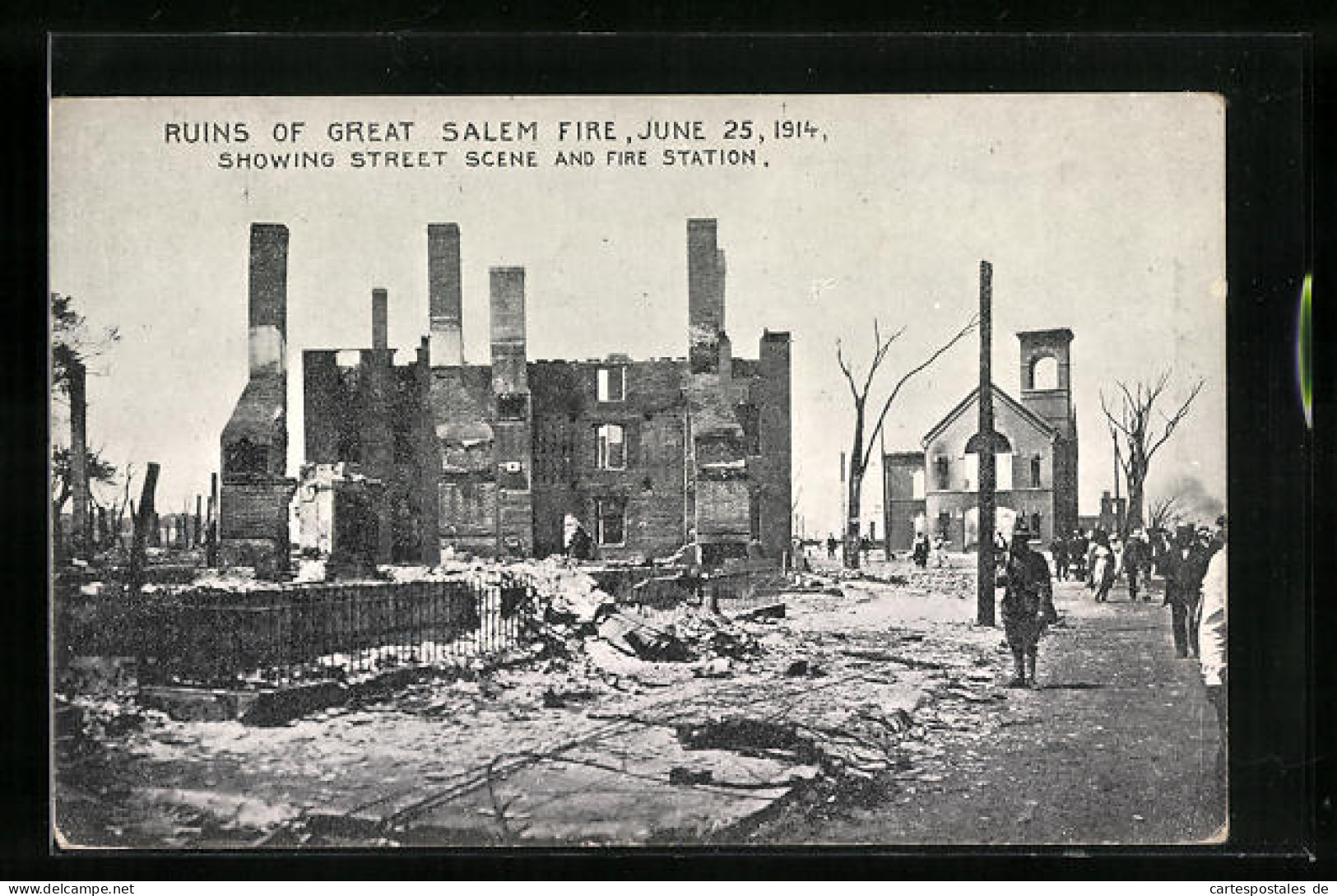 AK Salem, MA, Ruins Of Great Salem Fire, June 25, 1914, Showing Street Scene And Fire Station  - Sonstige & Ohne Zuordnung