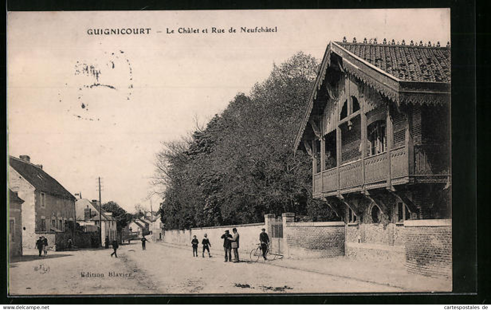CPA Guignicourt, Le Châlet Et Rue De Neufchâtel  - Sonstige & Ohne Zuordnung