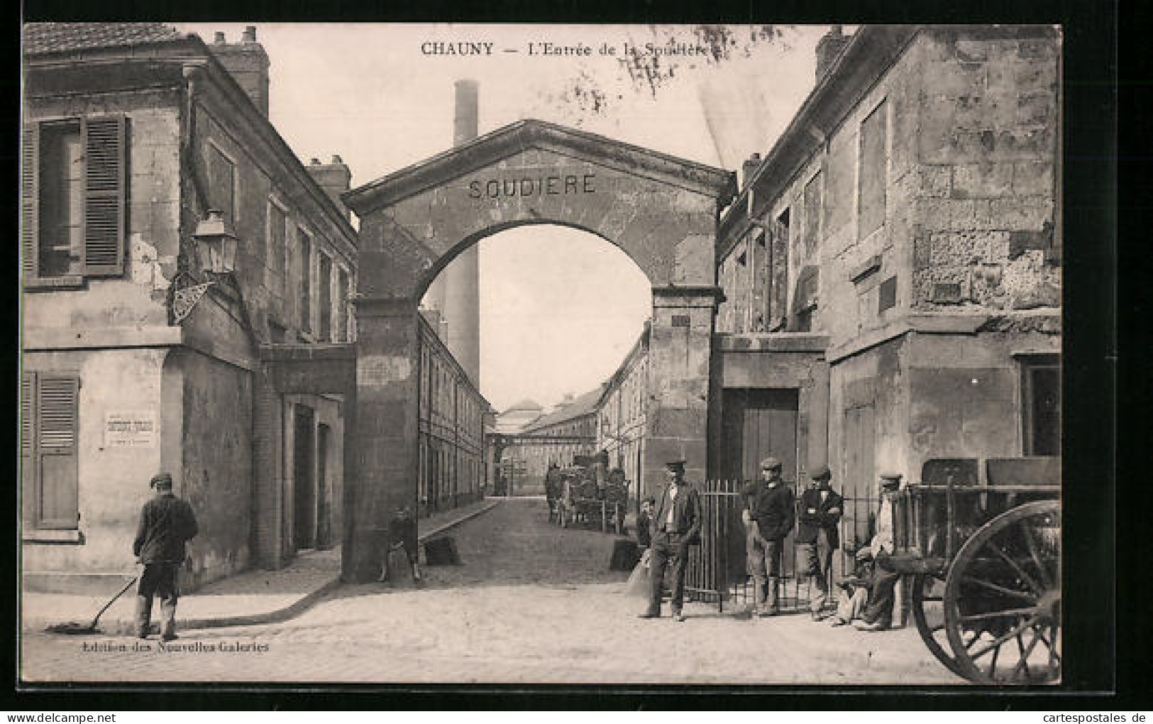 CPA Chauny, L`Entrée De La Soudière  - Chauny