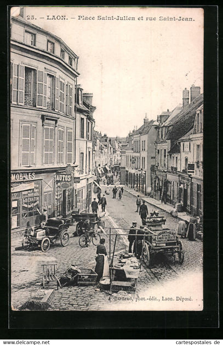 CPA Laon, Place Saint-Julien Et Rue Saint-Jean  - Laon