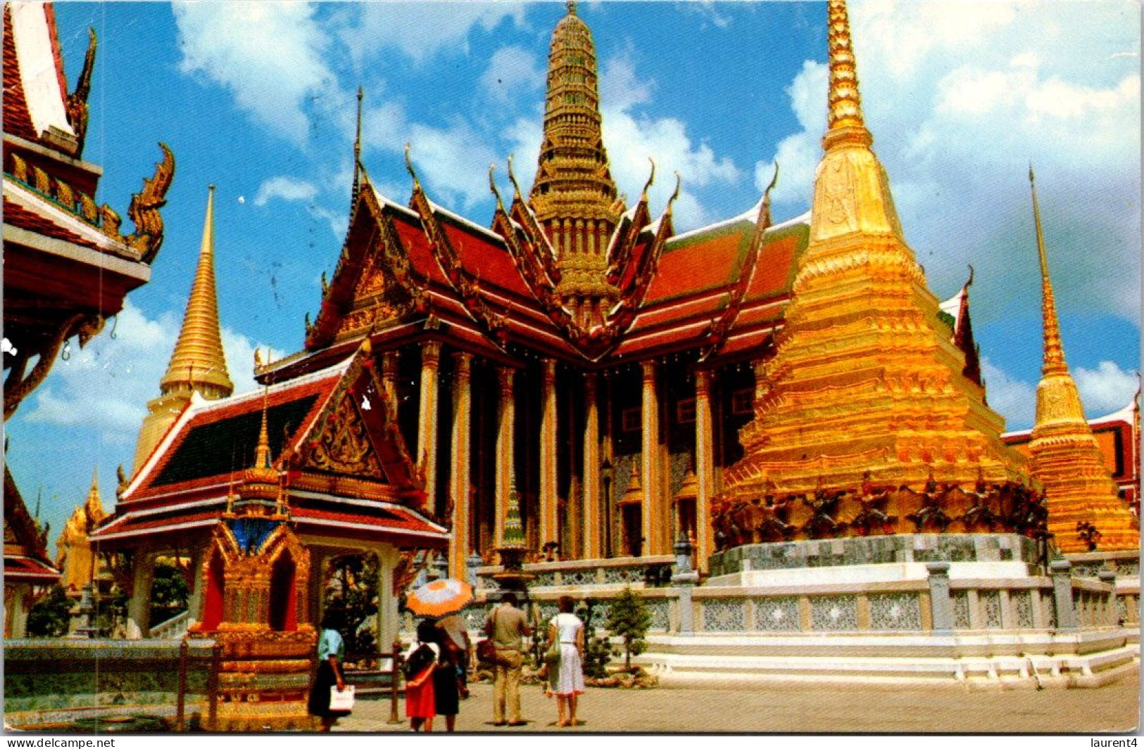 2-5-2024 (3 Z 36) Thailand (posted To France Wit King Stamp)  Temple In Bangkok - Thaïland