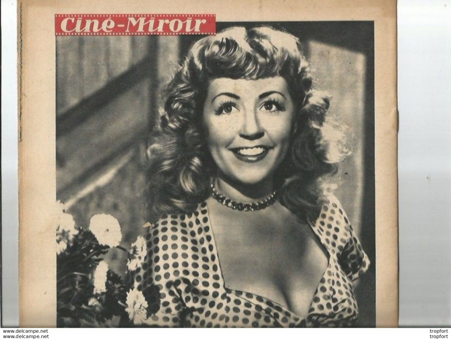 Vintage // Old French Movie Newspaper // CINE MIROIR 1948  Simone SIGNORET  Verso Suzy DELAIR - 1950 - Nu