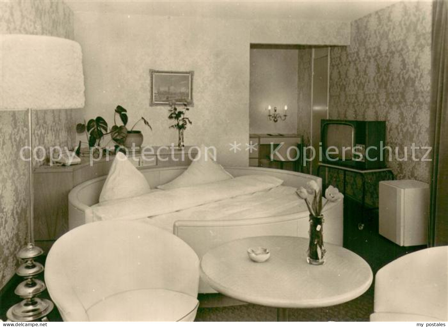 73754989 Warnemuende Ostseebad Hotel Neptun Italienisches Zimmer Warnemuende Ost - Rostock