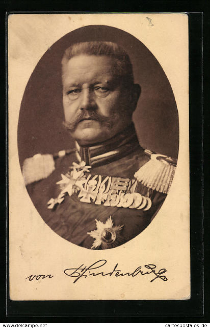 AK Paul Von Hindenburg, Portrait Des Reichspräsidenten Mit Vielen Orden An Der Uniform  - Personaggi Storici
