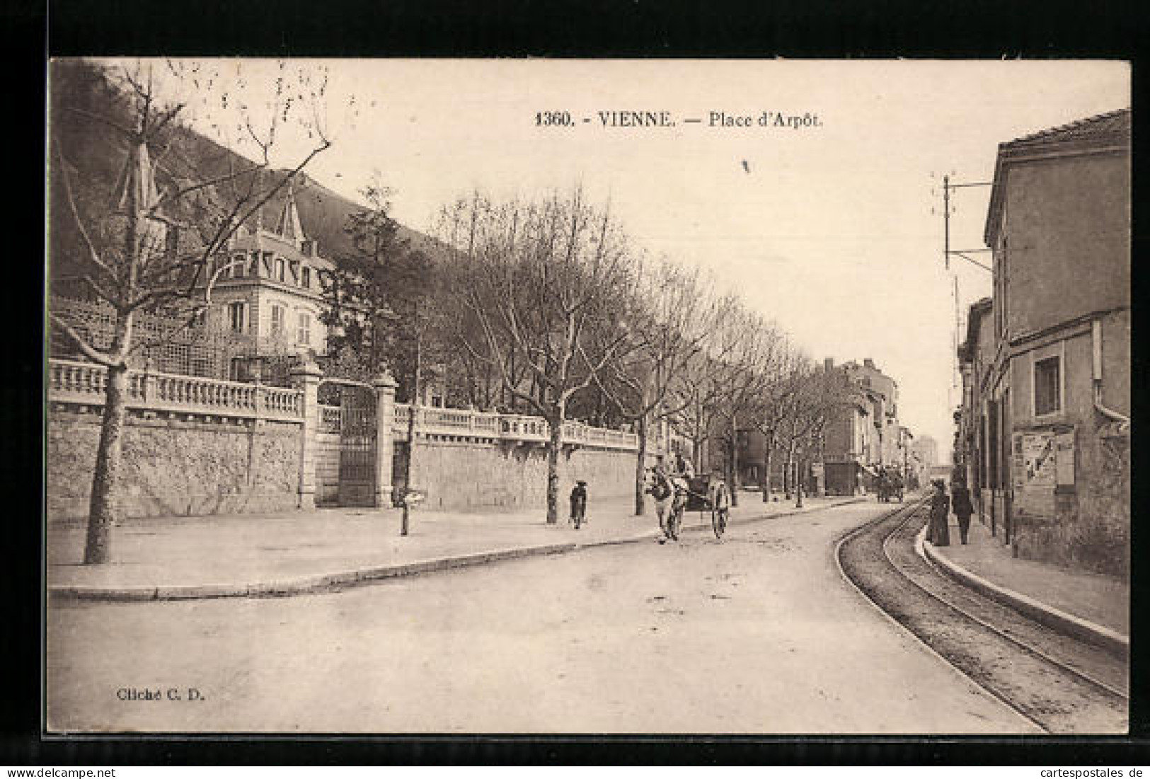 CPA Vienne, Place D`Arpot  - Vienne