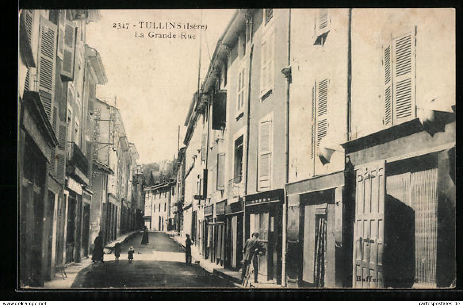 CPA Tullins, La Grande Rue  - Tullins