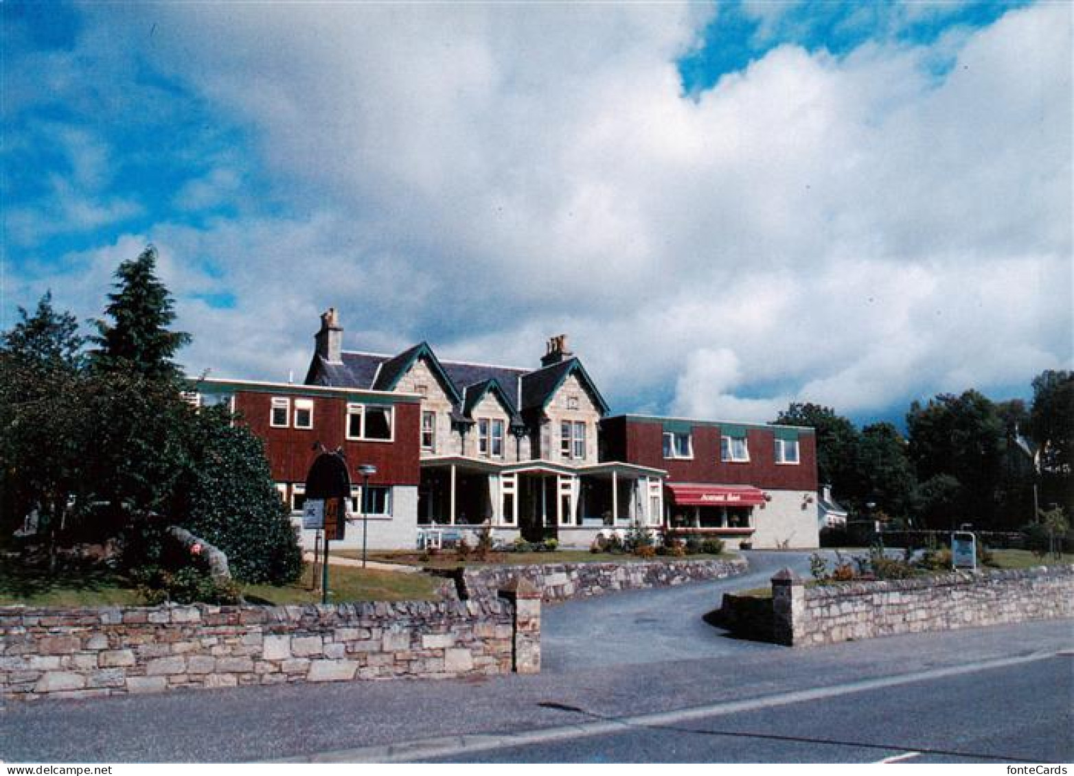 73884845 Pitlochry Scotland UK Acarsaid Hotel  - Other & Unclassified