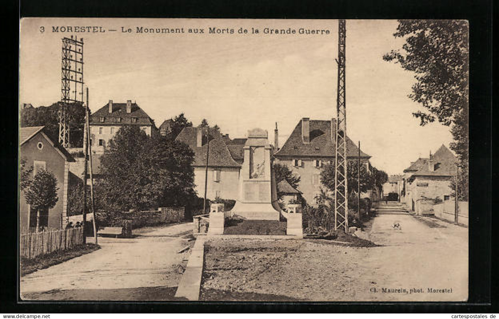 CPA Morestel, Le Monument Aux Morts De La Grande Guerre  - Morestel