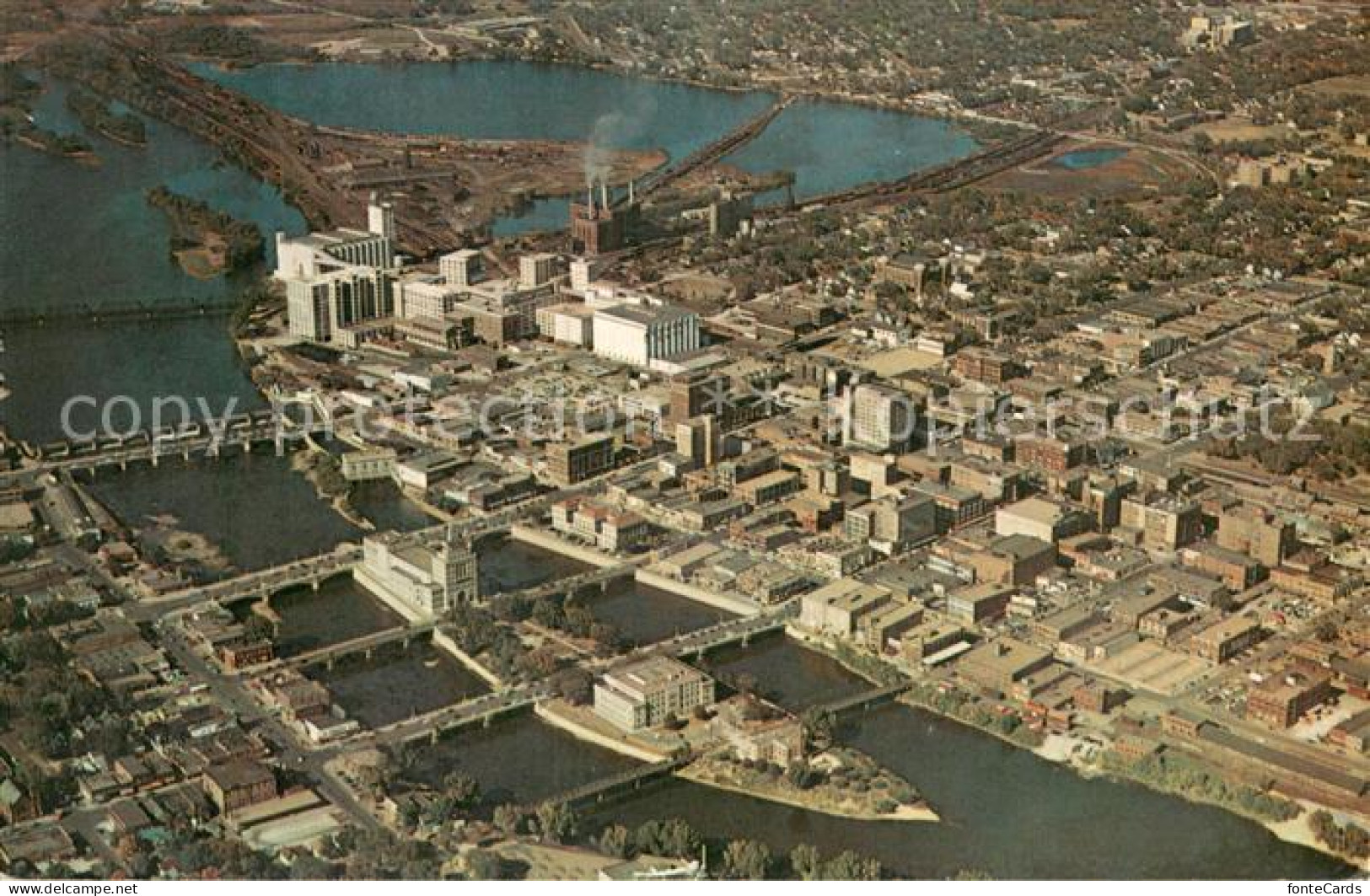 73704460 Cedar_Rapids_Iowa View Of Municipal Island And The Quaker Oats Co - Andere & Zonder Classificatie