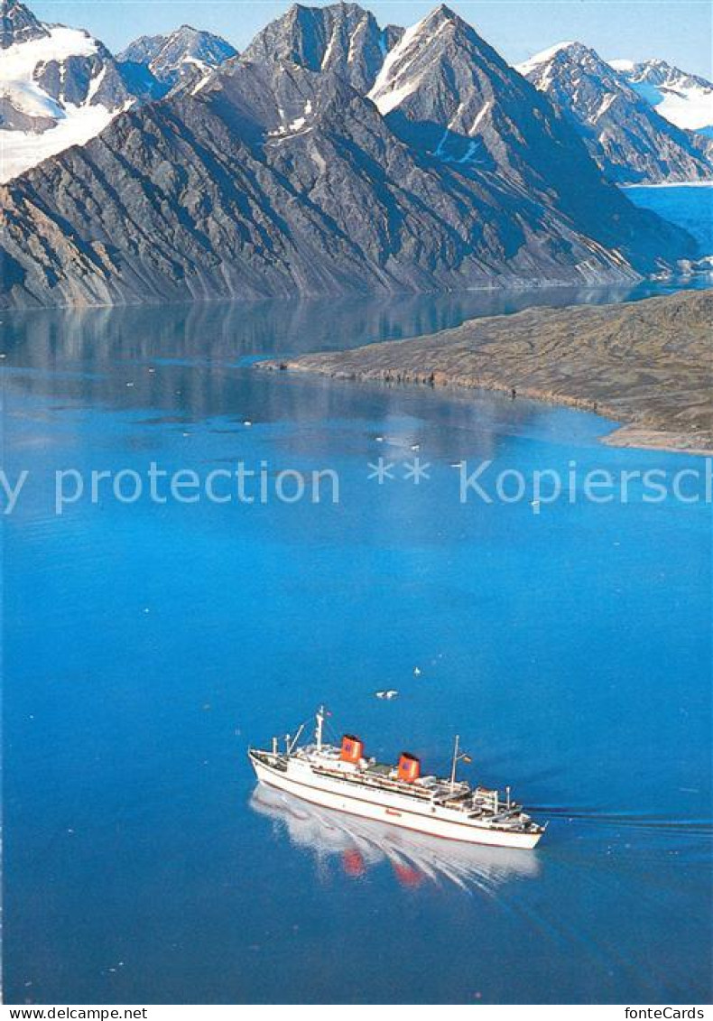 73682757 Svalbard Turistibat I Krossfjorden Fliegeraufnahme Svalbard - Norway