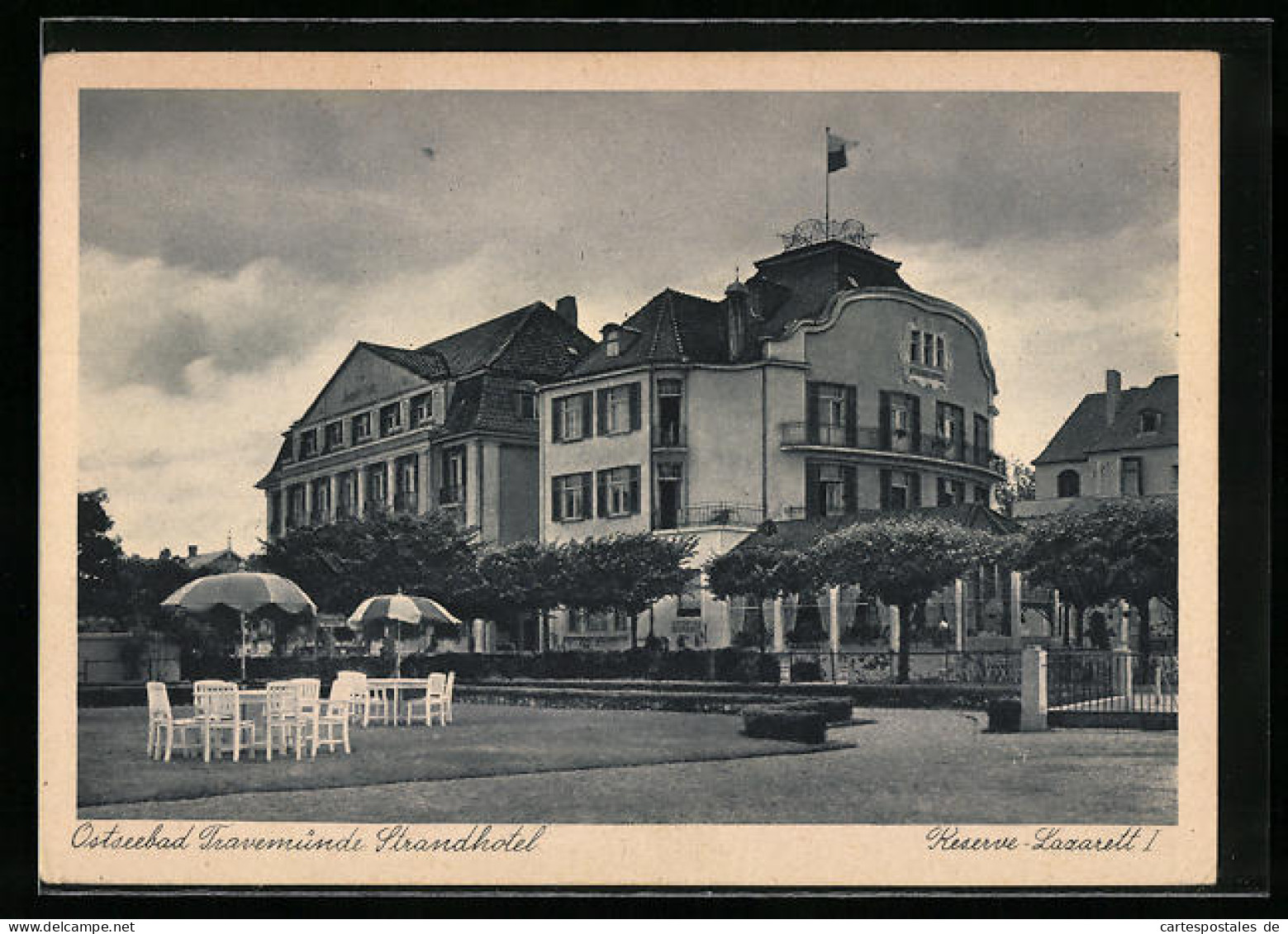 AK Travemünde, Das Strandhotel Im Ostseebad  - Lübeck-Travemünde