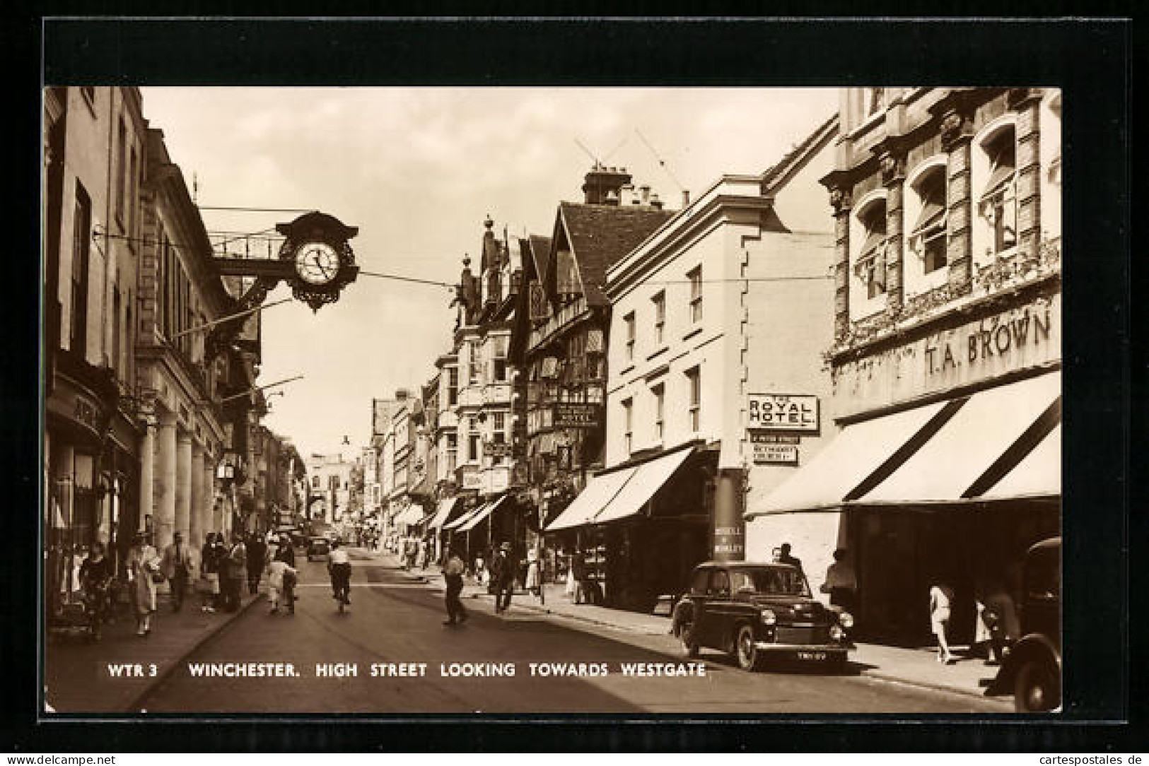 Pc Winchester, Hight Street Looking Towards Westgatem, The Royal Hotel  - Other & Unclassified
