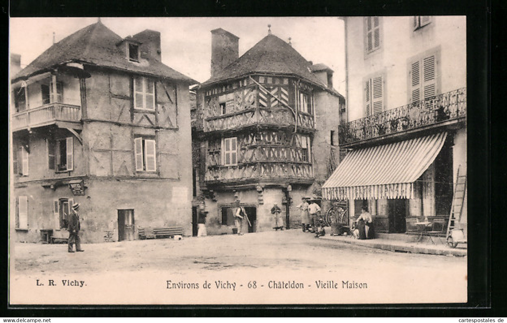 CPA Chateldon, Vieille Maison  - Chateldon