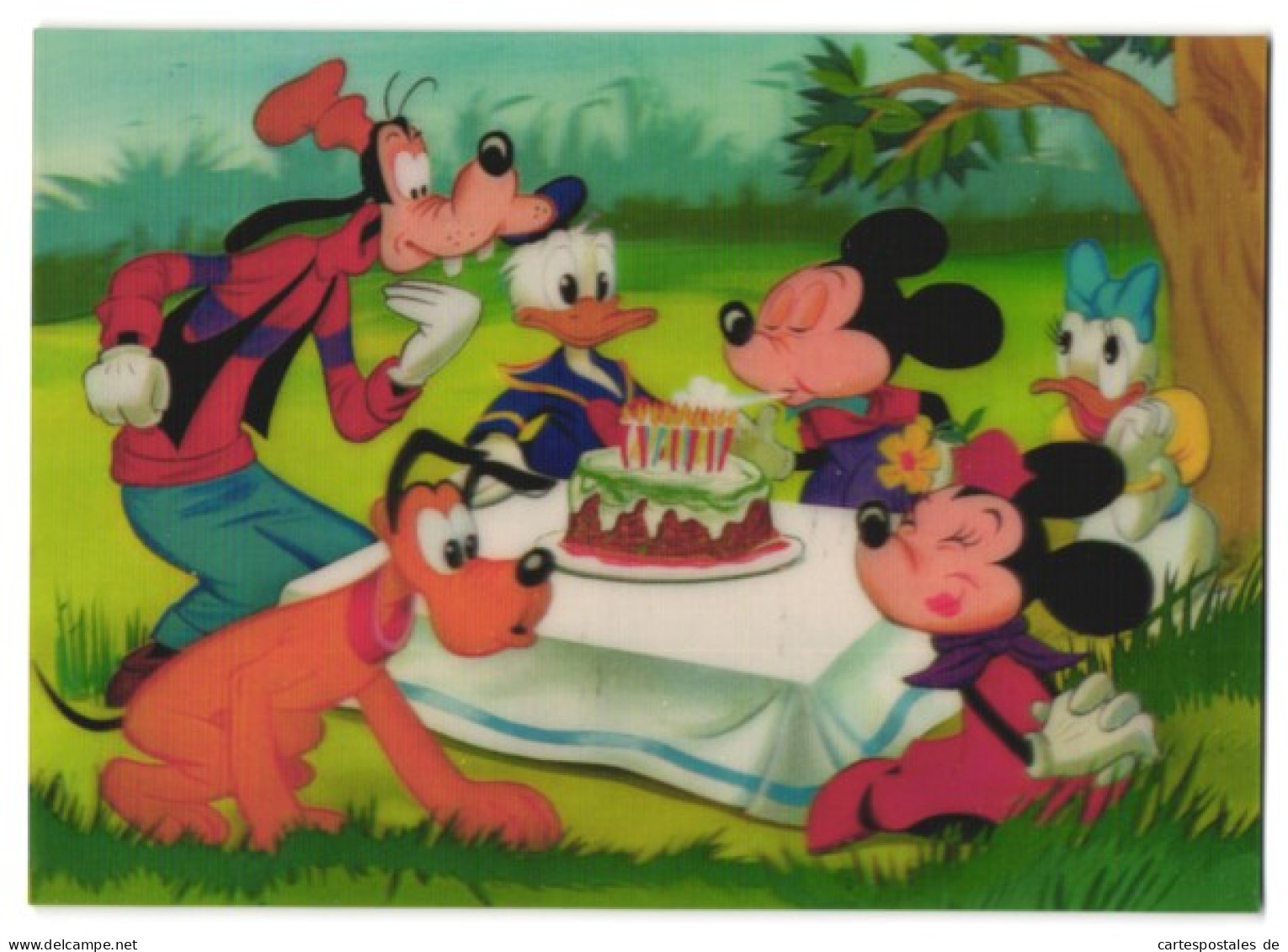 3D-AK Mickey Mouse Pustet Seine Kerzen Auf Der Geburtstagstorte Aus  - Photographs