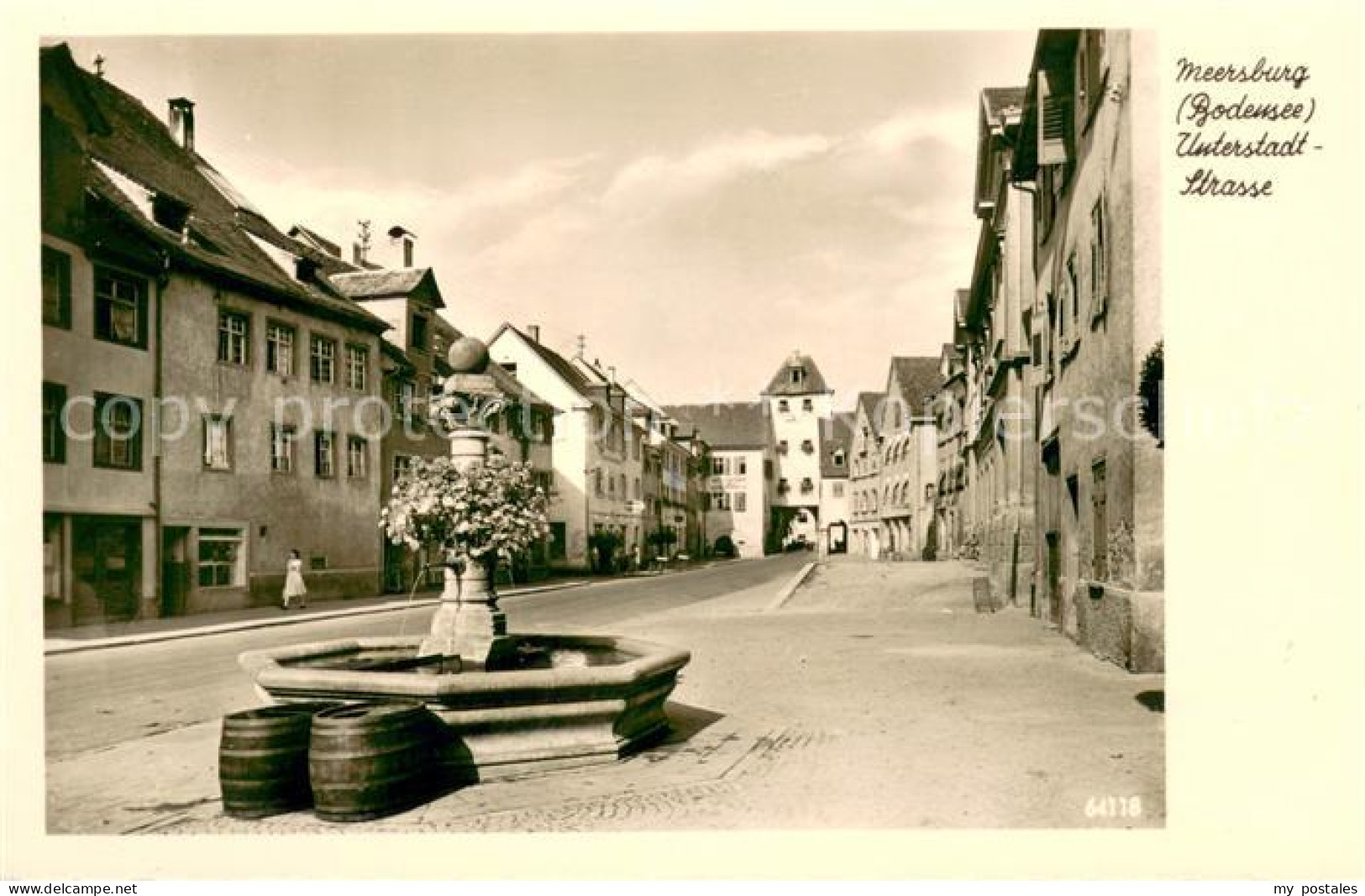 73644194 Meersburg Bodensee Unterstadtstrasse Brunnen Stadttor Meersburg Bodense - Meersburg