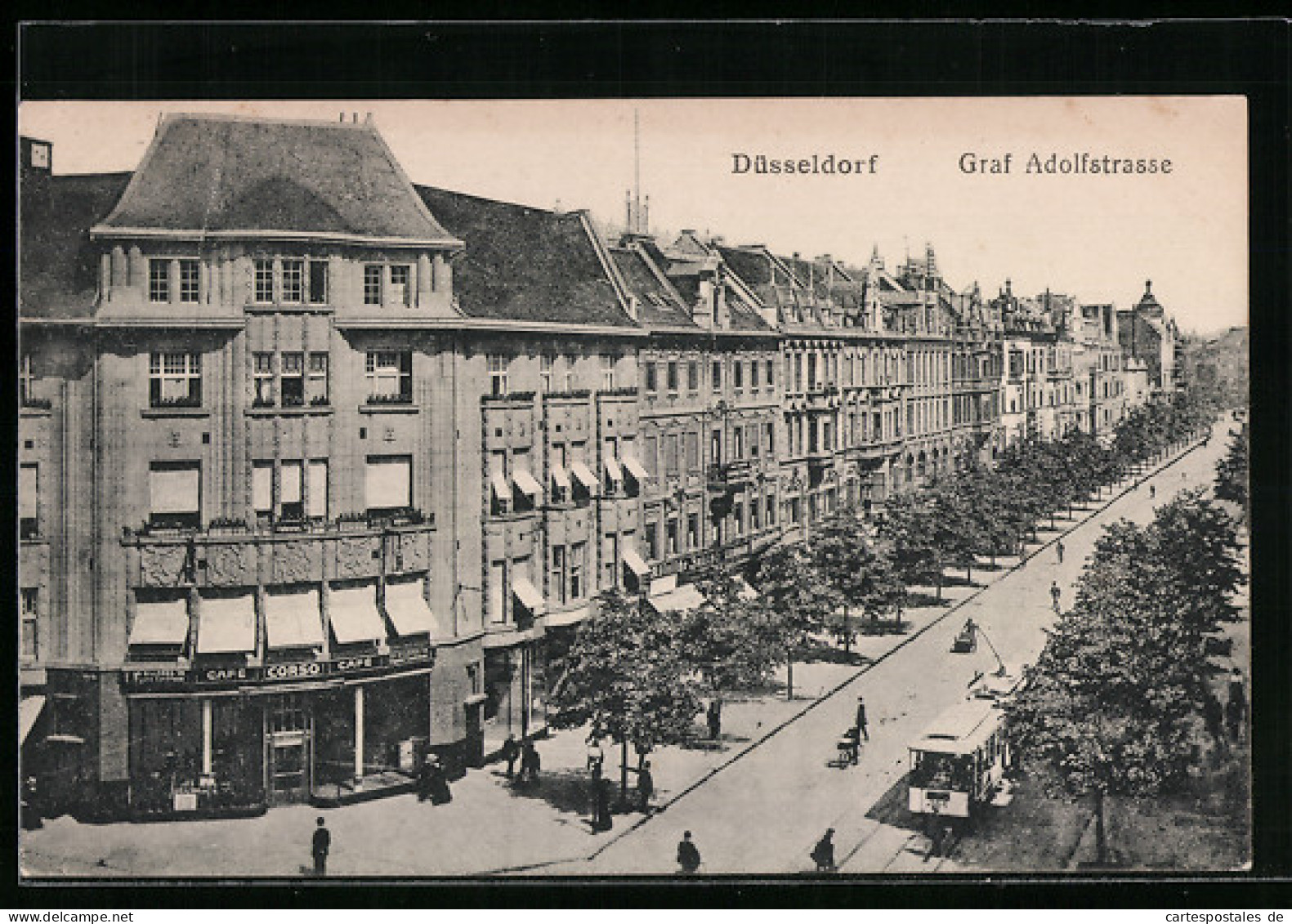 AK Düsseldorf, Cafe Corso In Der Graf Adolfstrasse, Strassenbahn Und Passanten  - Duesseldorf