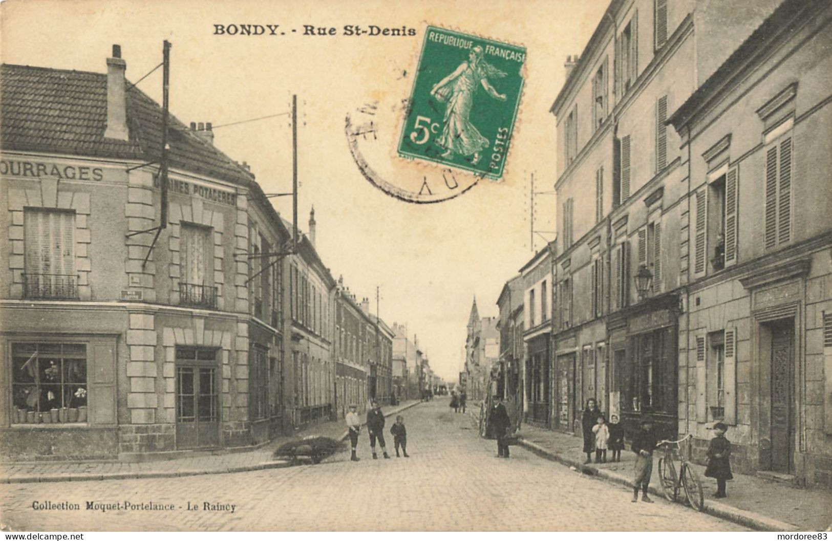 93 / CPA / BONDY / Rue St Denis - Bondy