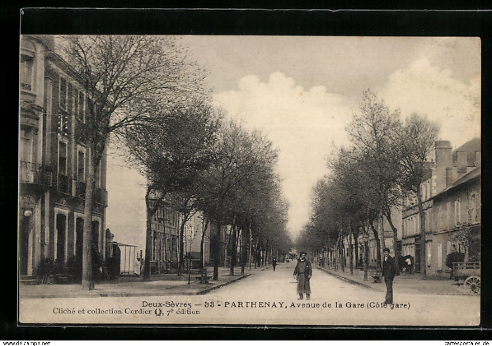 CPA Parthenay, Avenue De La GAre  - Parthenay