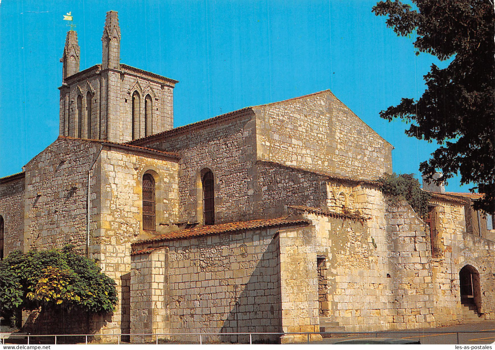 17 MESCHERS SUR GIRONDE L EGLISE - Meschers