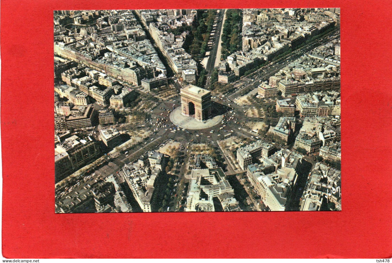 75----PARIS---La Place Charles De Gaulle Et L'Arc De Triomphe--voir 2 Scans - Triumphbogen