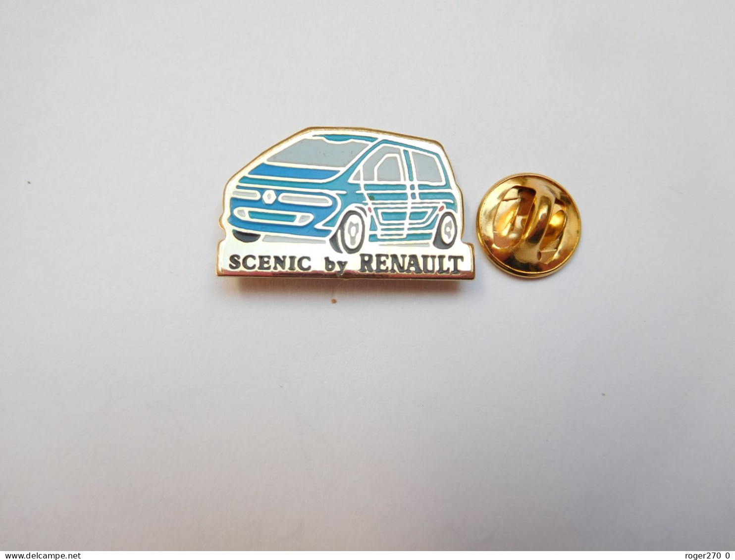 Beau Pin's , Auto Renault , Scénic By Renault , Bleu Ciel , Non Signé - Renault
