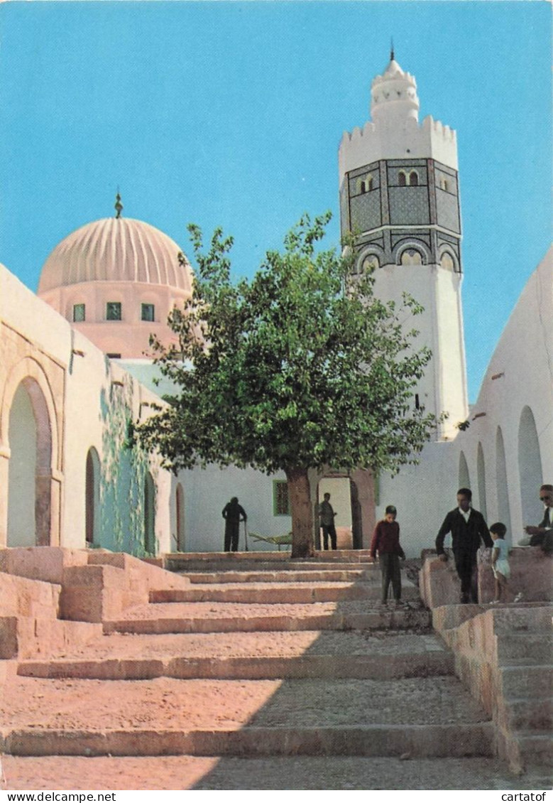 LE KEF . Hotel SIDI BOU MAKHLOUF . - Tunisia