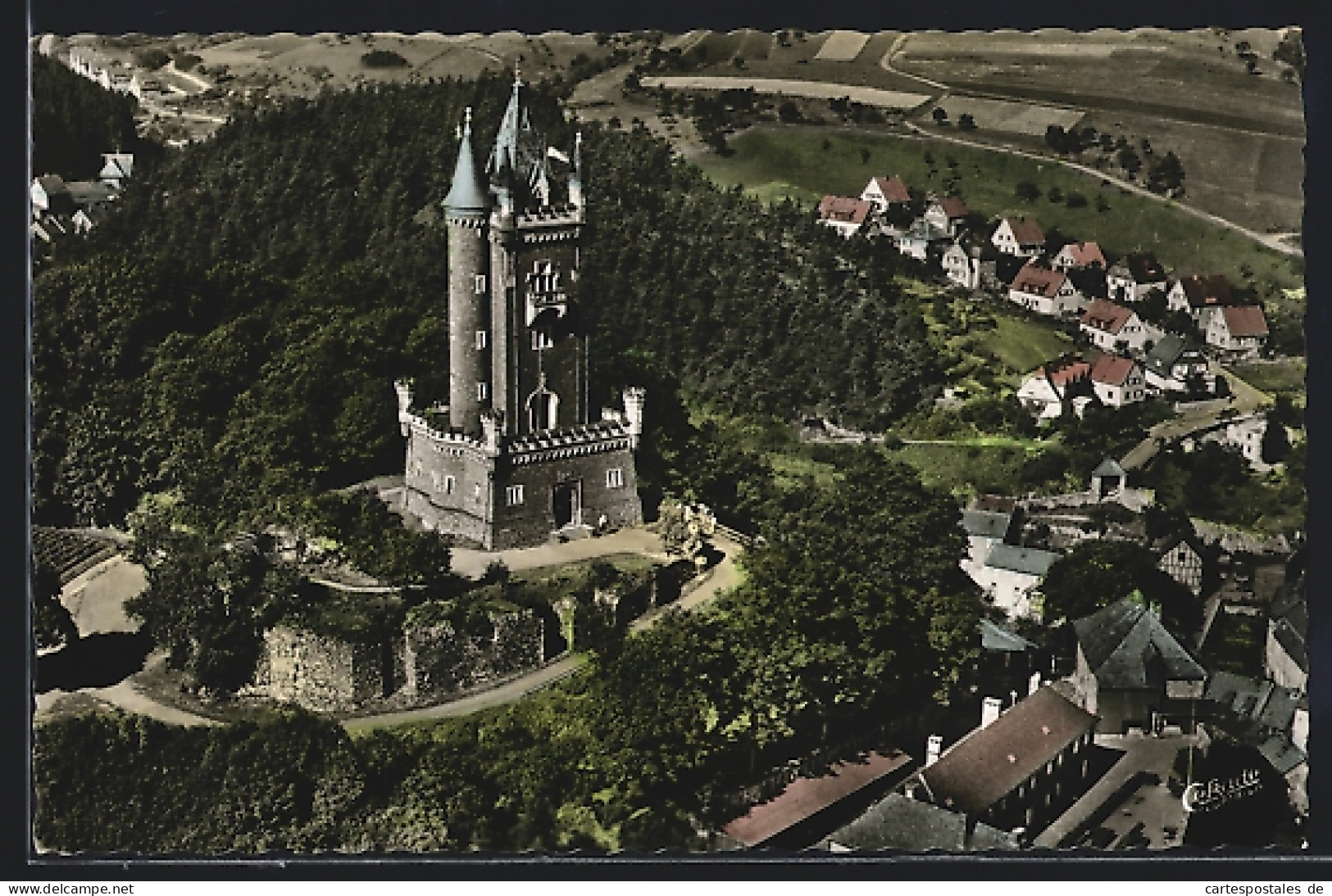 AK Dillenburg, Ortsansicht Mit Burg Aus Der Vogelschau  - Dillenburg