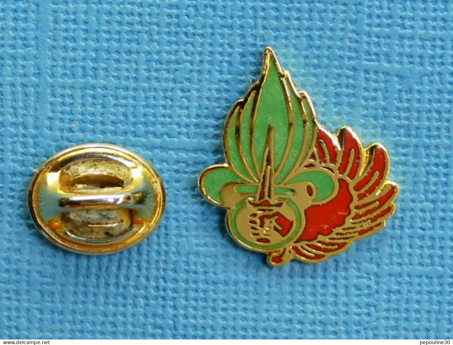 1 PIN'S /  ** INSIGNE / LÉGION ÉTRANGÈRE PARACHUTISTE / 2° R.E.P. ** . (J.Y. Ségalen Collection). - Militaria