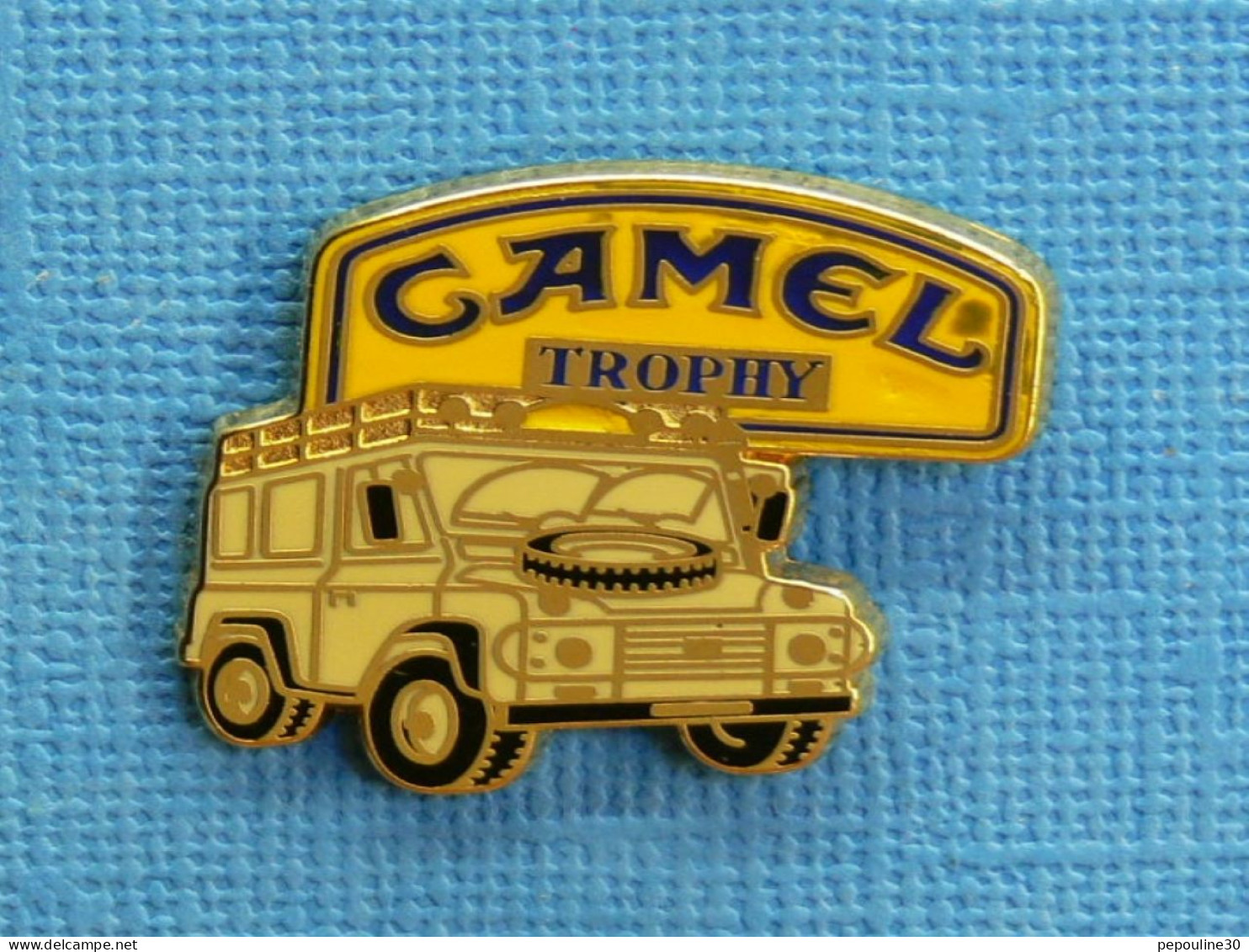 1 PIN'S /  ** RALLYE RAID " CAMEL TROPHY " 4X4 LAND ROVER ** . (A.B Paris) - Rally