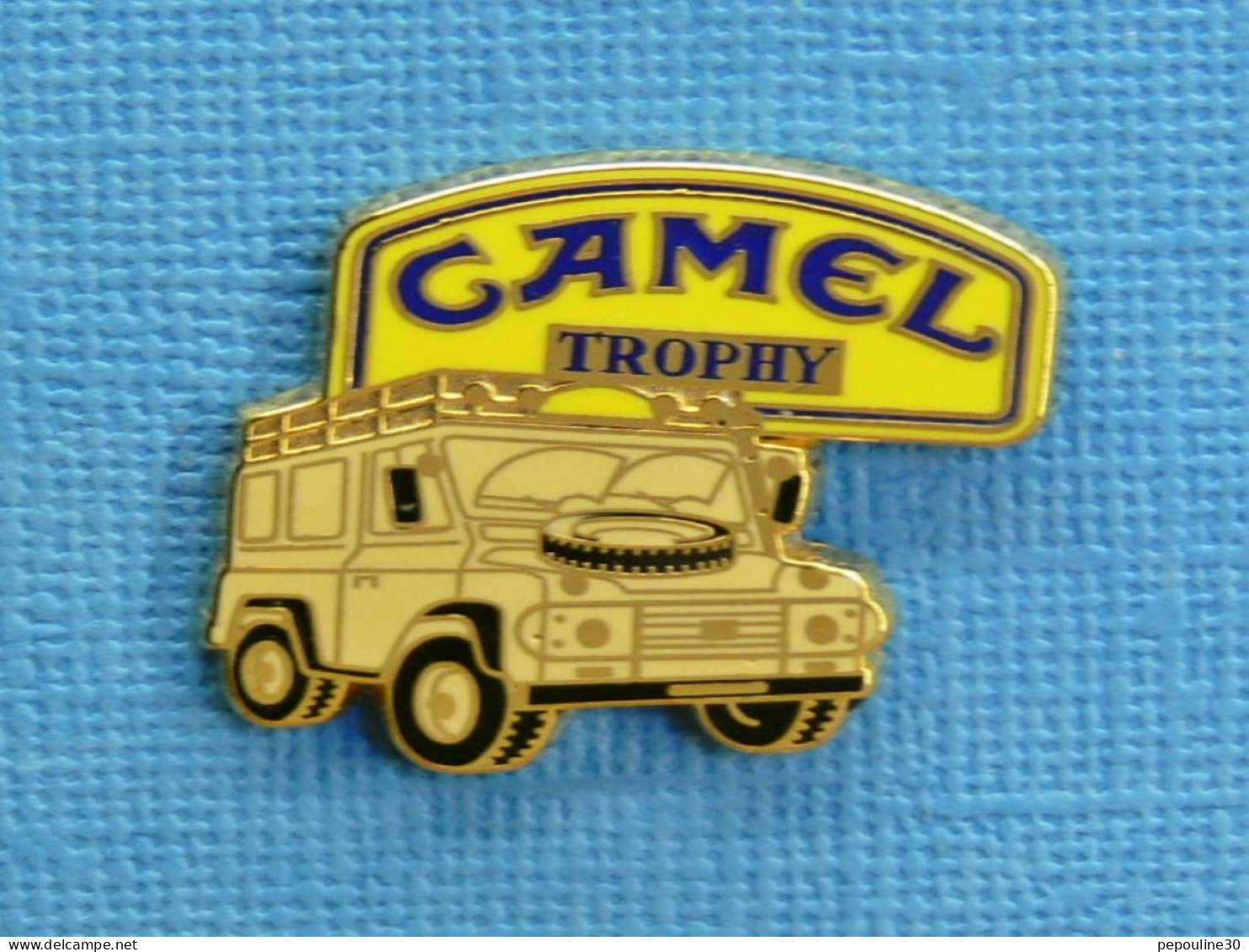 1 PIN'S /  ** RALLYE RAID " CAMEL TROPHY " 4X4 LAND ROVER ** . (A.B. Paris) - Rally