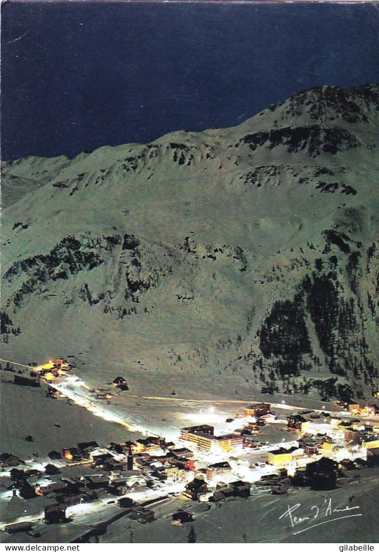 73 - VAL D'ISERE - Vue Generale La Nuit - Les Pistes De Bellevarde - Val D'Isere